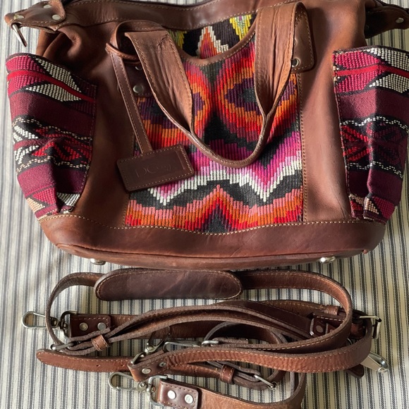 DC Bags handmade in Guatemala Mini Bumblebee (smaller sized convertible day bag) - Picture 8 of 8